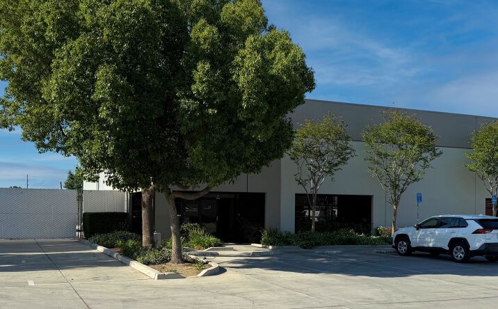 Pictures of Industrial property located at 3555 Landco Drive, Bakersfield, CA 93308-6169 for lease - image #1