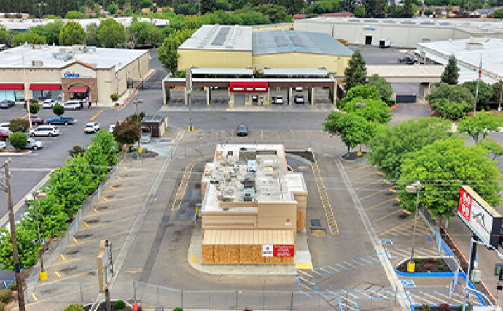Pictures of Special Purpose property located at 4270 West Shaw Avenue, Fresno, CA 93722 for lease - image #1