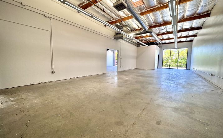 Pictures of Industrial, Office, Retail property located at 922 San Leandro Avenue, Mountain View, CA 94043 for lease - image #1