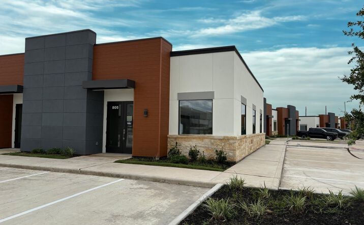 Pictures of Office property located at 5151 Meadow Ranch Parkway, Richmond, TX 77407 for lease - image #1