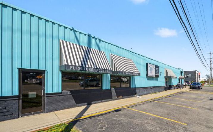 Pictures of Retail property located at 1015-1017 E West Maple Road, Walled Lake, MI 48390 for lease - image #1