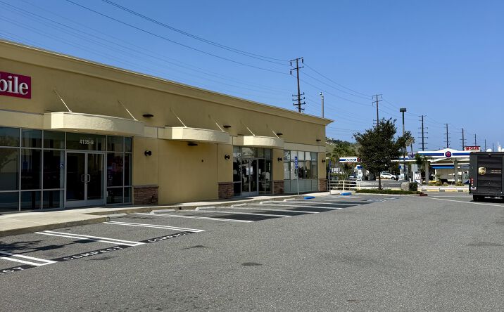 Pictures of Retail property located at 4135 Pacific Coast Highway, Torrance, CA 90505 for lease - image #1