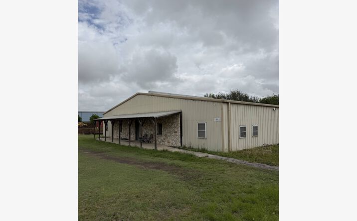 Pictures of Office property located at 1425 South Loop 4, Buda, TX 78610 for lease - image #1