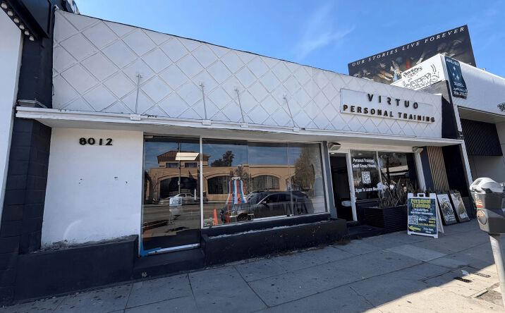 Pictures of Retail property located at 8012 W 3rd Street, West Hollywood, CA 90048 for lease - image #1