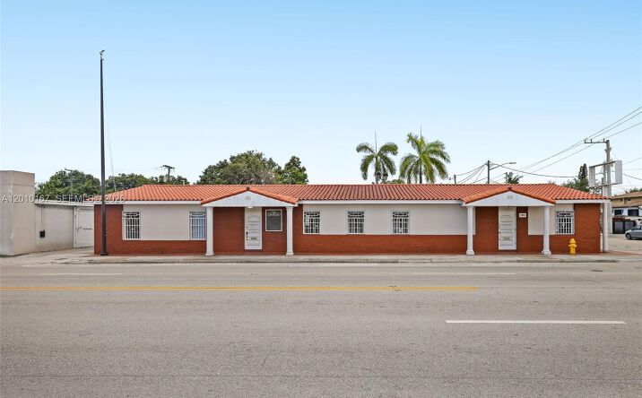 Pictures of Office, Retail property located at 1888 NW 7th St, Miami, FL 33125 for lease - image #1