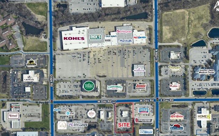 Pictures of Retail property located at 205 W DAY RD, MISHAWAKA, IN 46545-1401 for lease - image #1