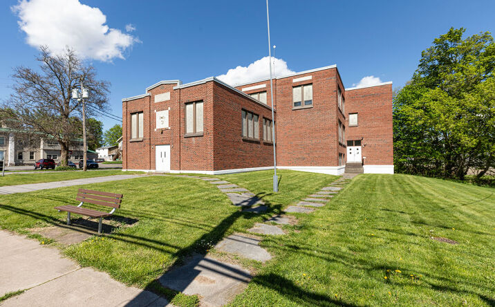 Pictures of Retail, Office, Restaurant property located at 642 South Main Street, Central Square, NY 13036 for lease - image #1