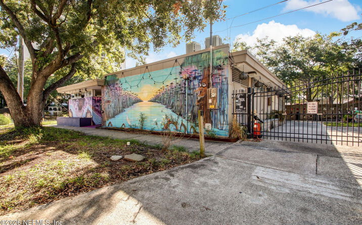 Pictures of Office, Retail, Special Purpose, Industrial property located at 1503 OAK Street, Jacksonville, FL 32204 for lease - image #1