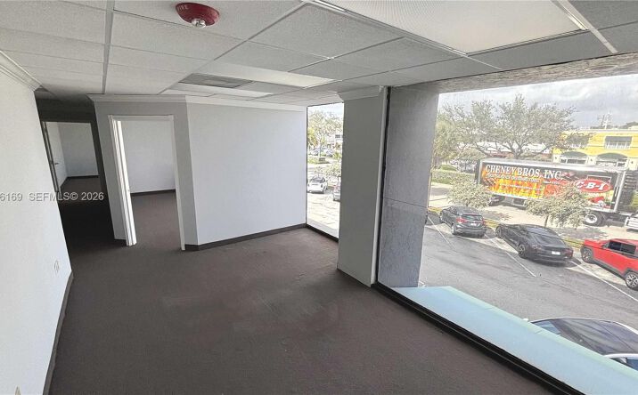 Pictures of Office property located at 2740 E Oakland Park Blvd # 206, Fort Lauderdale, FL 33306 for lease - image #1