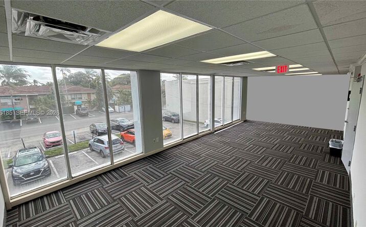 Pictures of Office property located at 2740 E Oakland Park Blvd # 208, Fort Lauderdale, FL 33306 for lease - image #1