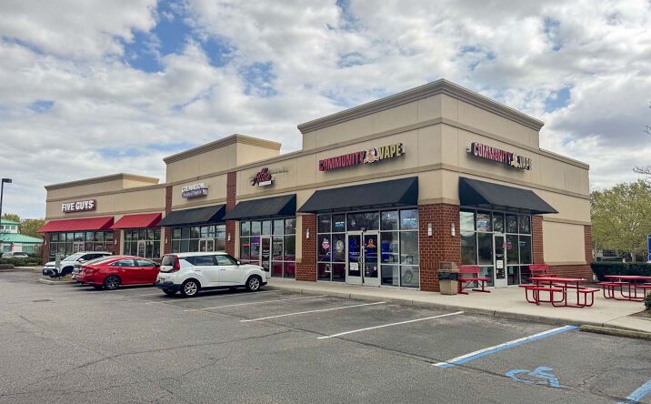 Pictures of Retail property located at 4105 Chesapeake Square Blvd, Chesapeake, VA 23321 for lease - image #1