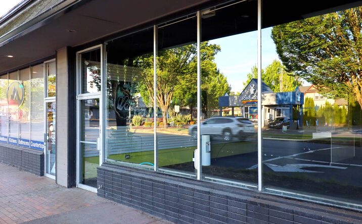 Pictures of Retail property located at 1071 Commercial St SE, Salem, OR 97302 for lease - image #1