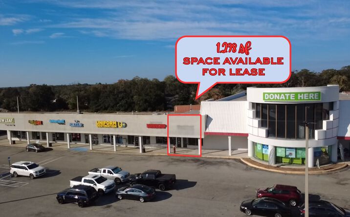 Pictures of Retail property located at 266 BLANDING BLVD, ORANGE PARK, FL 32073-3370 for lease - image #1