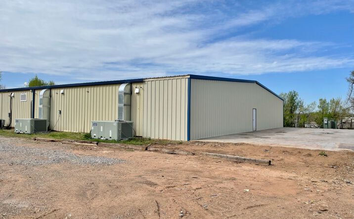 Pictures of Industrial property located at 5909 Aero Dr, Tuttle, OK 73089 for lease - image #1