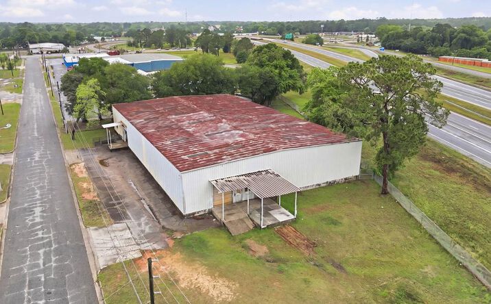 Pictures of Office property located at 905 20th Avenue, Albany, GA 31701 for lease - image #1