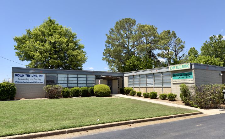 Pictures of Office, Special Purpose property located at 1308 Church Street Southeast, Decatur, AL 35601 for lease - image #1