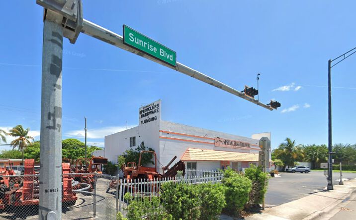 Pictures of Retail, Industrial property located at 1535 W SUNRISE BLVD, FORT LAUDERDALE, FL 33311 for lease - image #1