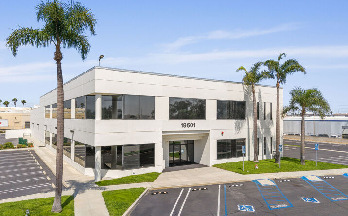 Pictures of Office property located at 19601 Mariner Avenue, Torrance, CA 90503-1647 for lease - image #1