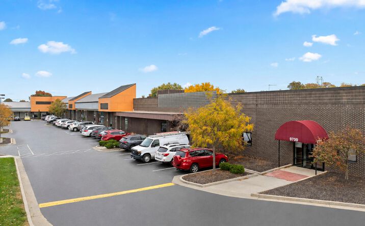Pictures of Retail, Special Purpose property located at 9700 West 87th Street, Overland Park, KS 66212 for lease - image #1