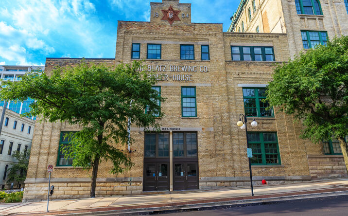 Pictures of Office property located at 252 E Highland Ave, Milwaukee, WI 53202 for lease - image #1