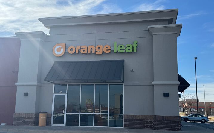 Pictures of Restaurant, Retail, Office property located at 127 East State Highway 152, Mustang, OK 73064 for lease - image #1