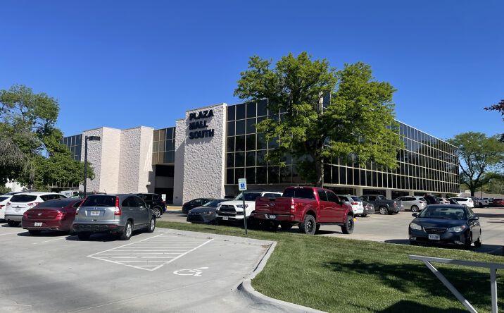Pictures of Office property located at 1919 South 40th Street, Lincoln, NE 68506 for lease - image #1
