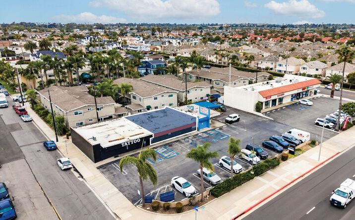Pictures of Retail, Restaurant property located at 20383 Beach Blvd, Huntington Beach, CA 92648 for lease - image #1