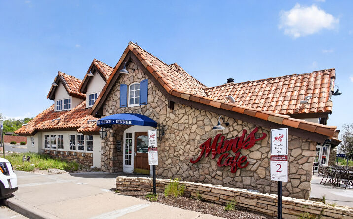Pictures of Restaurant property located at 7133 N Academy Blvd, Colorado Springs, CO 80920 for lease - image #1