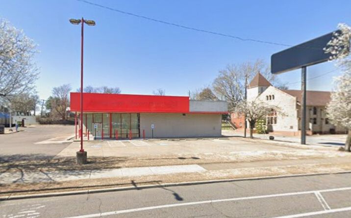 Pictures of Retail, Special Purpose property located at 213 N Cleveland Street, Memphis, TN 38104 for lease - image #1