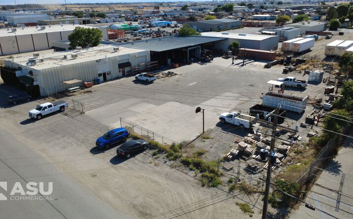 Pictures of Industrial property located at 2901 Gibson Street, Bakersfield, CA 93308 for lease - image #1