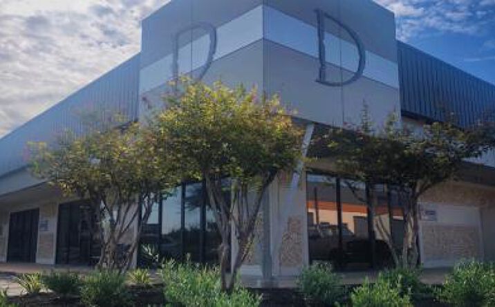 Pictures of Retail, Office, Industrial property located at 7801 N Lamar, Austin, TX 78752 for lease - image #1