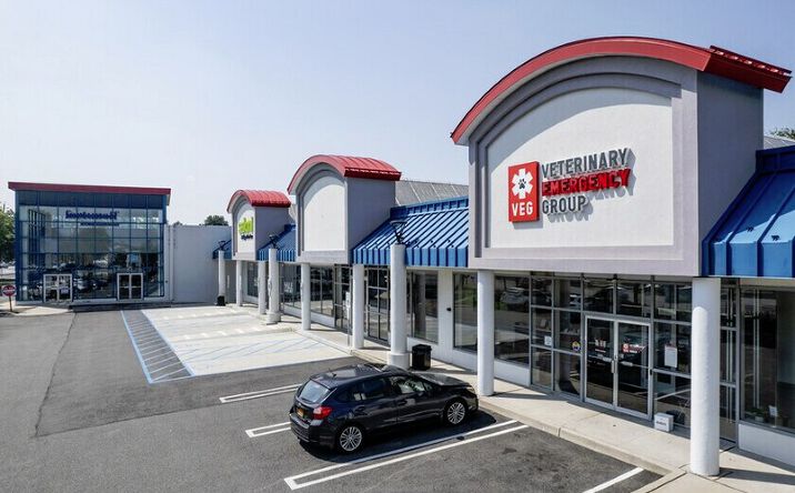 Pictures of Office, Special Purpose property located at 141 New Jersey 17, Paramus, NJ 07652 for lease - image #1