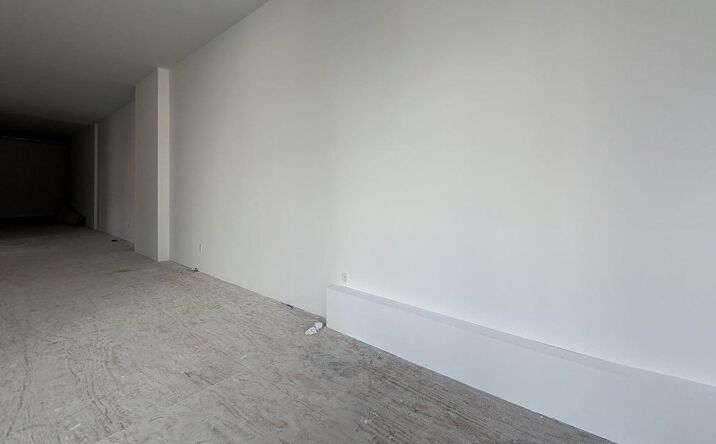 Pictures of Retail, Restaurant property located at 72 Belmont Avenue, Brooklyn, NY 11216 for lease - image #1