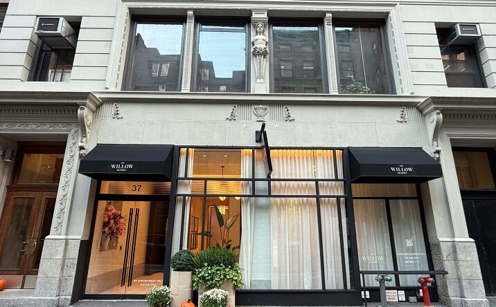 Pictures of Retail property located at 37 East 20th Street, New York, NY 10003 for lease - image #1