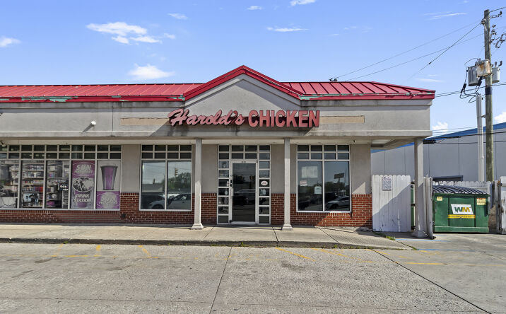 Pictures of Retail, Restaurant property located at 3801 Lafayette Road, Indianapolis, IN 46254 for lease - image #1