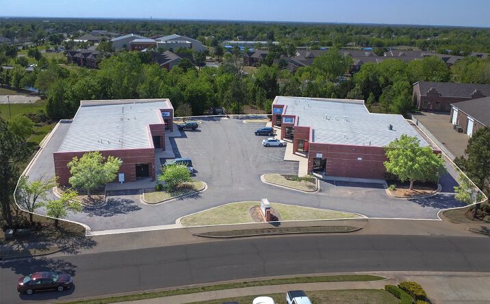 Pictures of Industrial property located at 1401 Fretz Drive, Edmond, OK 73003 for lease - image #1