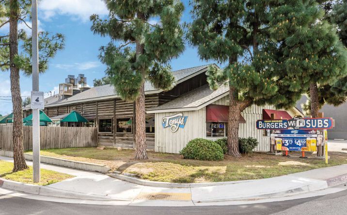 Pictures of Restaurant property located at 5544 W 119th St, Inglewood, CA 90304-1024 for lease - image #1
