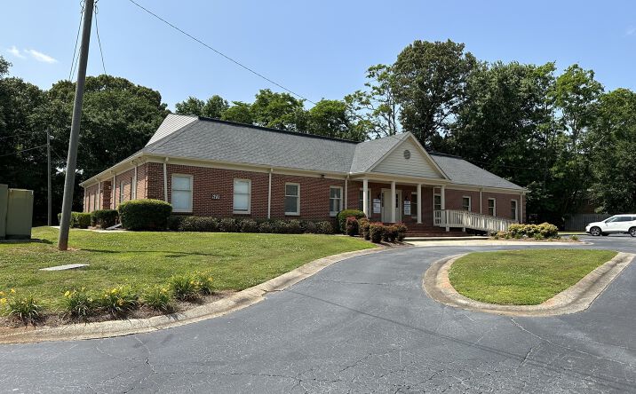 Pictures of Retail, Office property located at 577 CONCORD RD SE, SMYRNA, GA 30082-2613 for lease - image #1