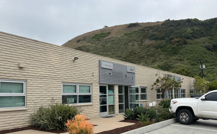 Pictures of Industrial property located at 10471 Roselle Street, San Diego, CA 92121 for lease - image #1