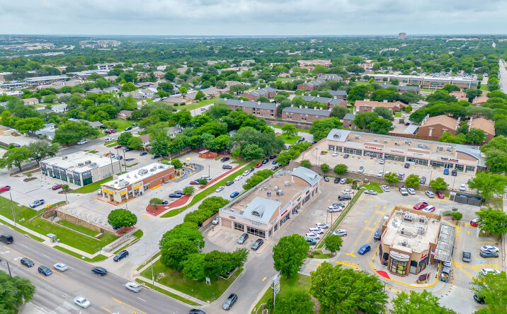 Pictures of Retail, Restaurant property located at 3250 Hulen Street, Fort Worth, TX 76107 for lease - image #1