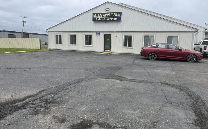 Pictures of Retail, Office, Industrial property located at 2447 East Judd Road, Burton, MI 48529 for lease - image #1