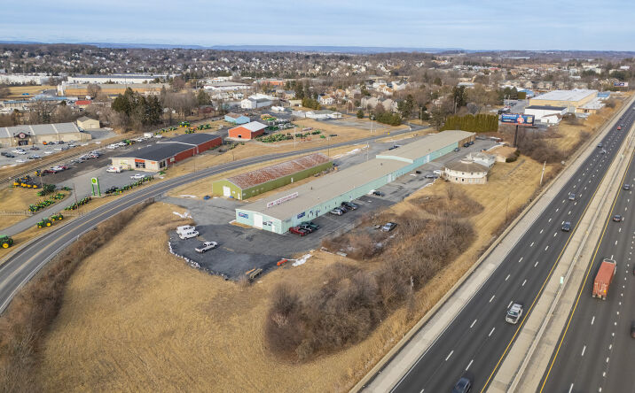 Pictures of Industrial, Office property located at 6500 Chapmans Rd, Allentown, PA 18106 for lease - image #1
