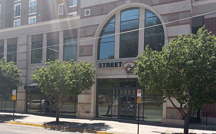Pictures of Retail property located at 423 West 300 South, Salt Lake City, UT 84101 for lease - image #1
