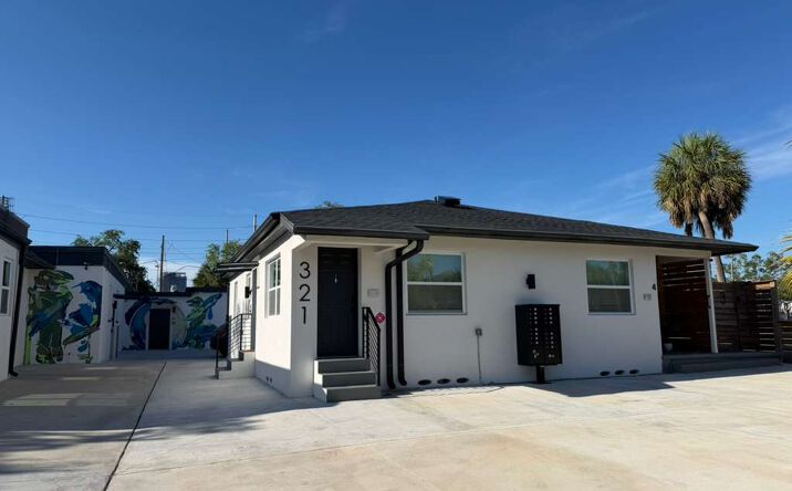 Pictures of Office property located at 321 14th Avenue South, St. Petersburg, FL 33701 for lease - image #1