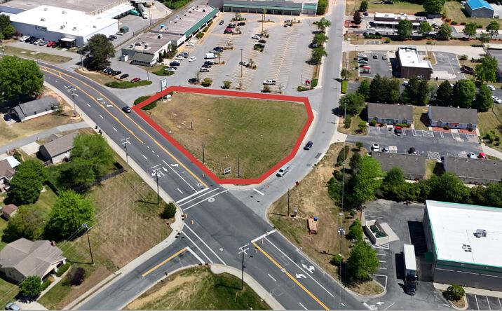 Pictures of Retail, Office property located at 535 Nelson Street, Kernersville, NC 27284 for lease - image #1