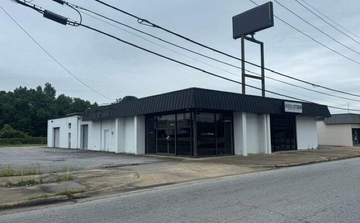 Pictures of Retail, Office, Special Purpose property located at 1870 MIDTOWN DR, COLUMBUS, GA 31906-2304 for lease - image #1