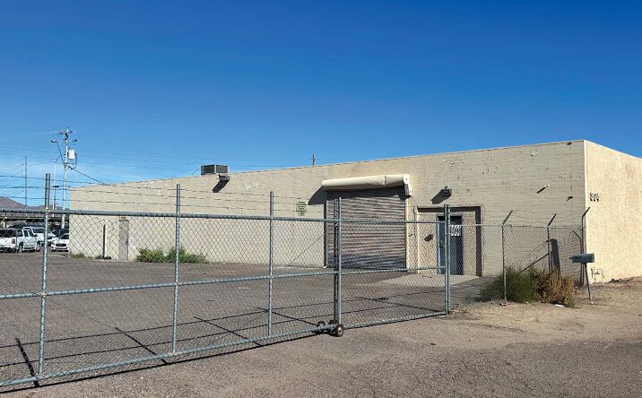 Pictures of Industrial property located at 3948 East Air Lane, Phoenix, AZ 85034 for lease - image #1