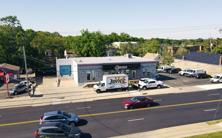 Pictures of Retail, Industrial property located at 4117 Bridgetown Road, Cincinnati, OH 45211 for lease - image #1