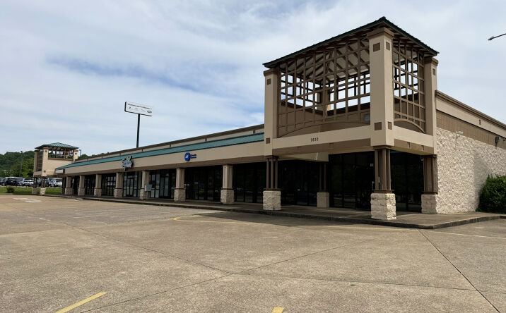 Pictures of Retail, Office, Special Purpose property located at 7610 Hamilton Park Drive, Chattanooga, TN 37421 for lease - image #1