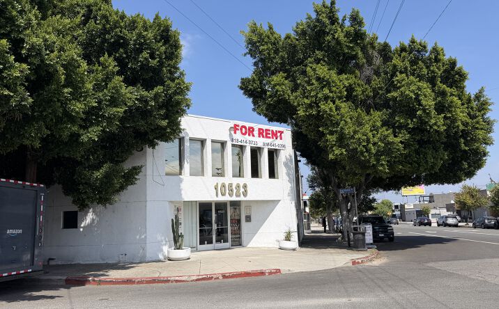 Pictures of Office, Special Purpose property located at 10523 Burbank Boulevard, Los Angeles, CA 91601 for lease - image #1